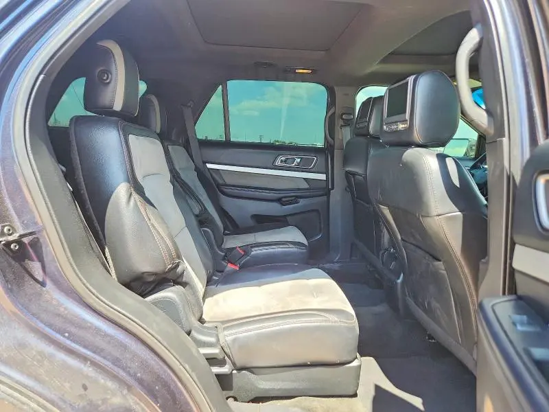 2017 FORD EXPLORER XLT  