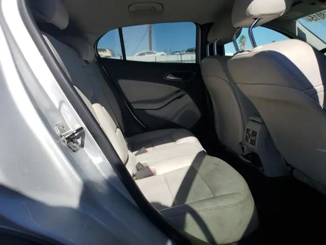 2019 MERCEDES-BENZ GLA 250 4MATIC  