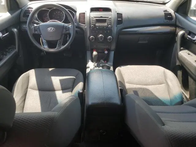 2011 KIA SORENTO BASE  