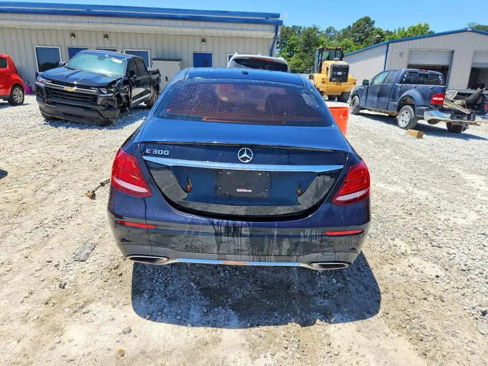 2017 MERCEDES-BENZ E 300  