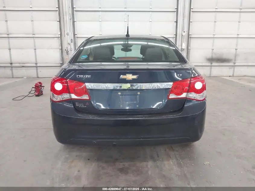 2014 CHEVROLET CRUZE 1LT AUTO