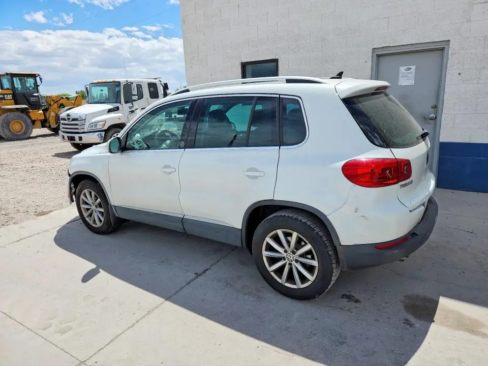 2017 VOLKSWAGEN TIGUAN WOLFSBURG  