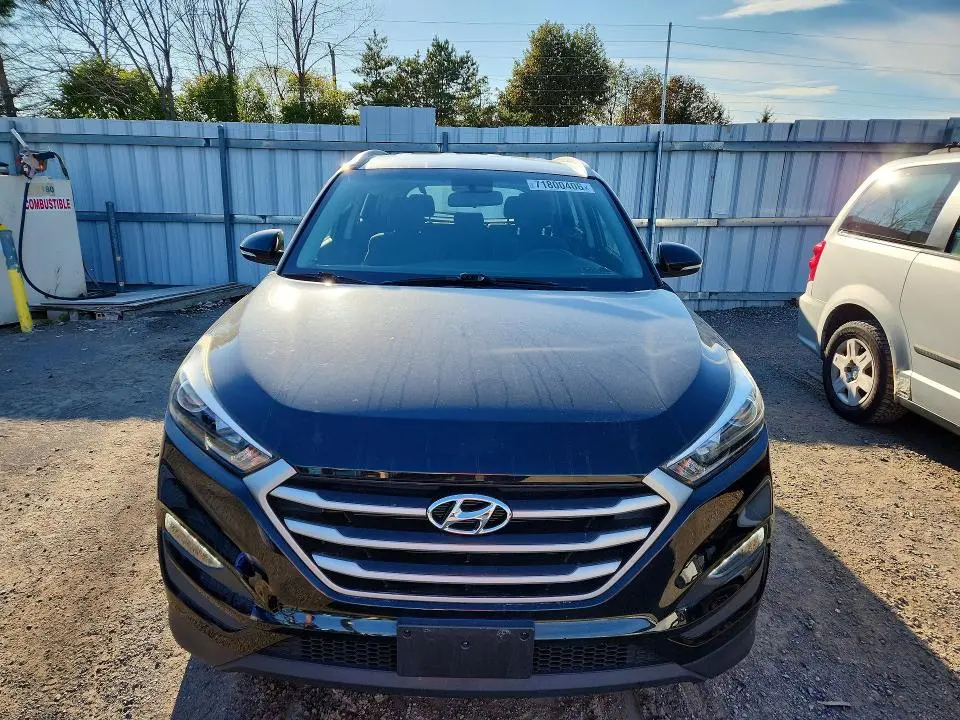 2018 HYUNDAI TUCSON SE  