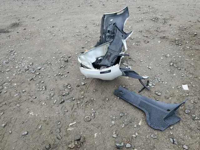 2016 VOLKSWAGEN BEETLE S/SE  