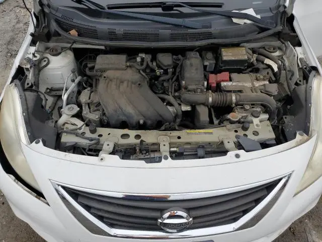 2013 NISSAN VERSA S  