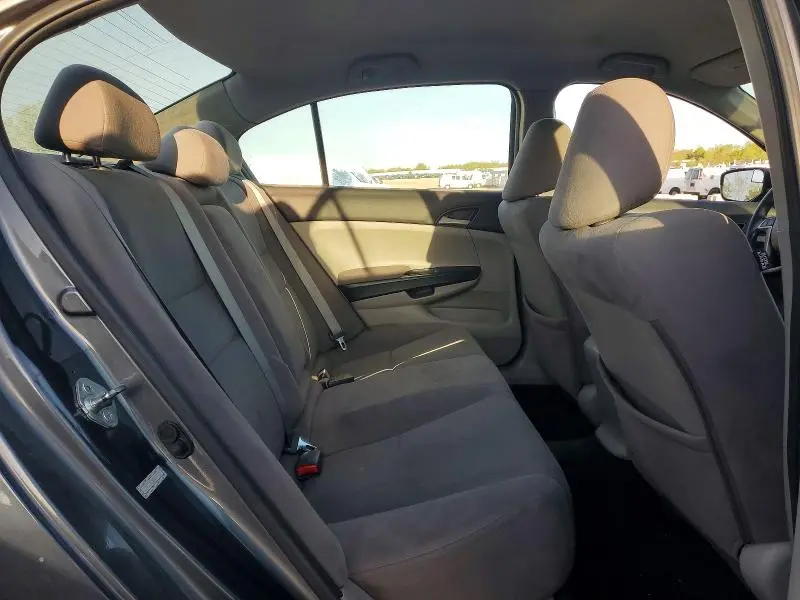 2011 HONDA ACCORD LX  