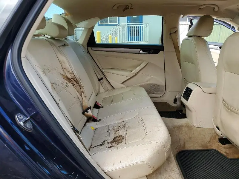 2014 VOLKSWAGEN PASSAT SE  