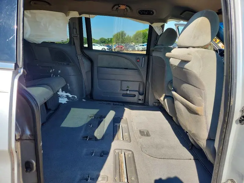 2010 HONDA ODYSSEY LX  
