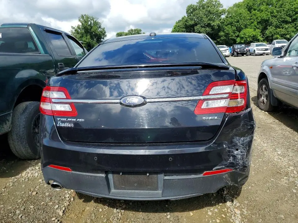 2019 FORD TAURUS SEL  