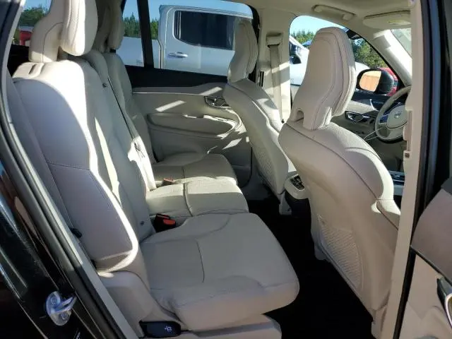 2023 VOLVO XC90 PLUS