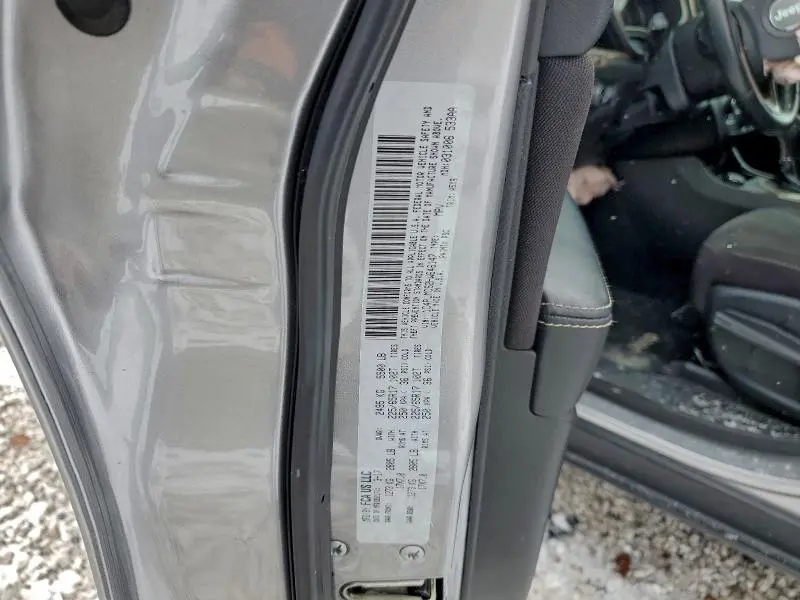 2017 JEEP CHEROKEE LATITUDE  