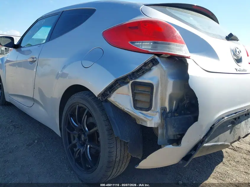 2012 HYUNDAI VELOSTER BASE W/BLACK