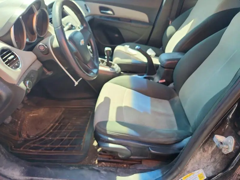2011 CHEVROLET CRUZE LS  