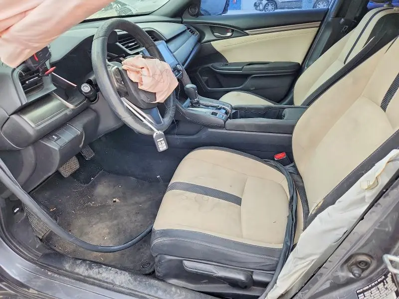 2018 HONDA CIVIC EX  