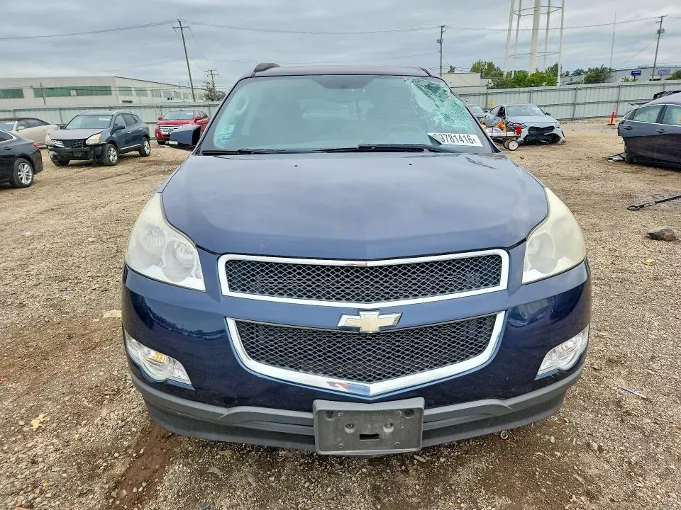 2010 CHEVROLET TRAVERSE LT  