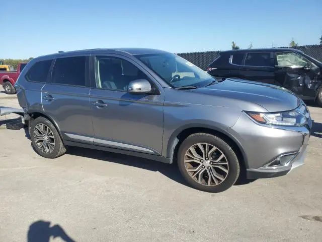 2017 MITSUBISHI OUTLANDER SE