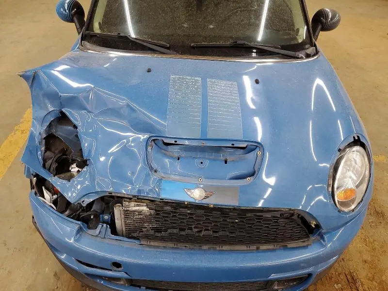 2012 MINI COOPER S  