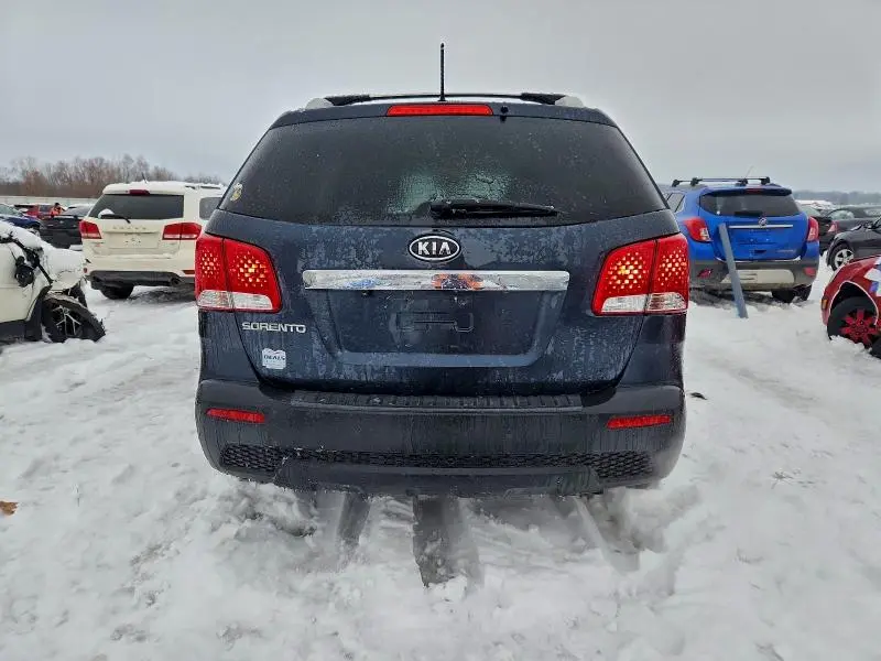 2012 KIA SORENTO BASE  