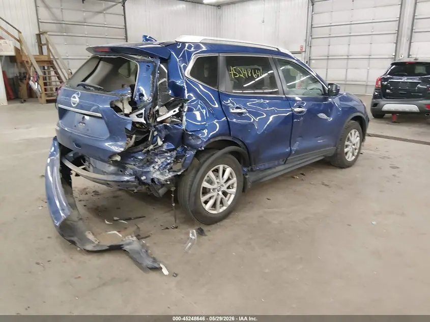 2017 NISSAN ROGUE SV