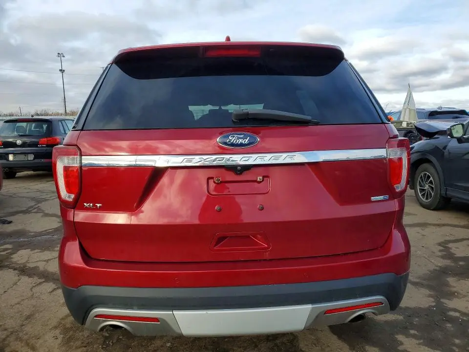 2017 FORD EXPLORER XLT  