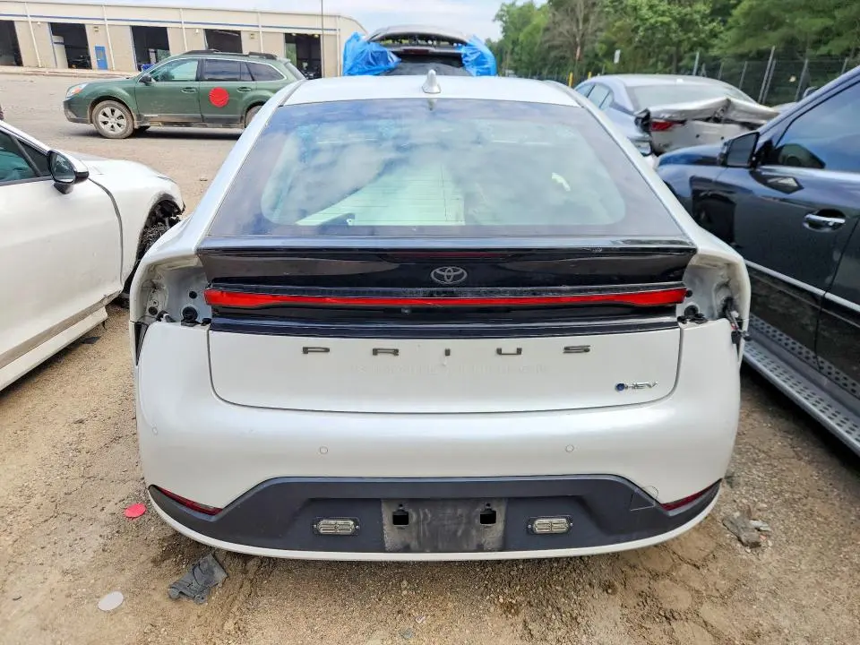 2023 TOYOTA PRIUS LE  