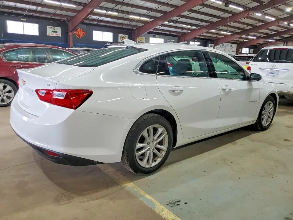2017 CHEVROLET MALIBU LT  