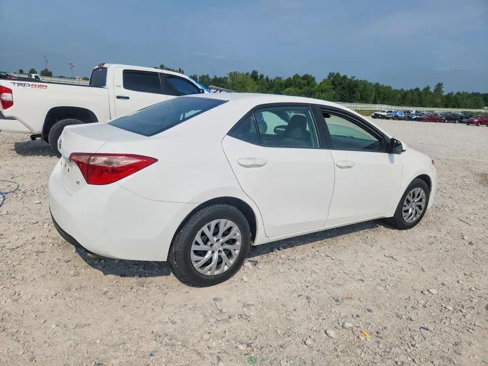 2019 TOYOTA COROLLA LE  