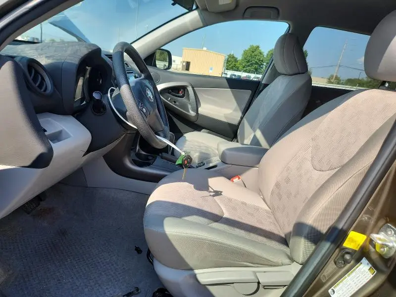 2012 TOYOTA RAV4 BASE  