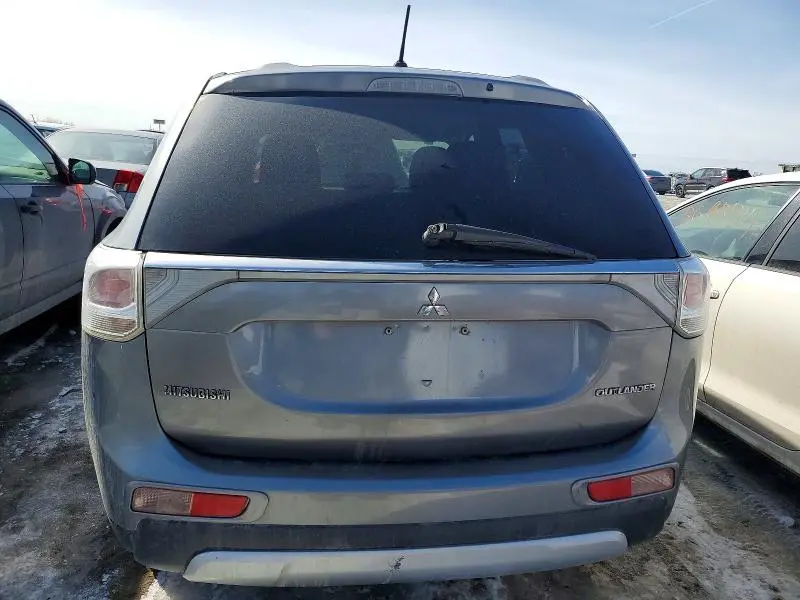 2015 MITSUBISHI OUTLANDER ES  