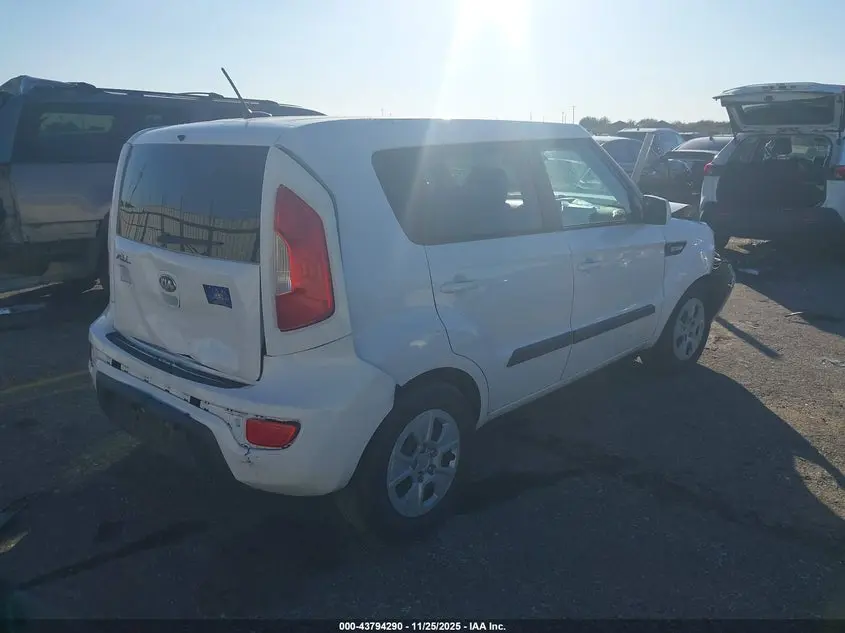 2013 KIA SOUL  