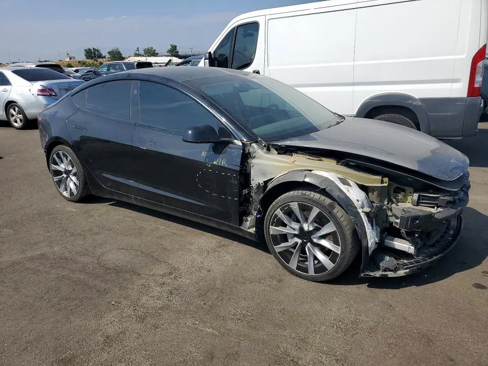 2024 TESLA MODEL 3   