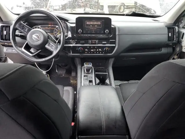 2022 NISSAN PATHFINDER SV  