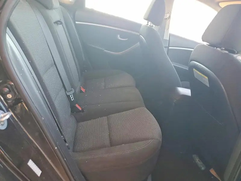 2017 HYUNDAI ELANTRA GT BASE  