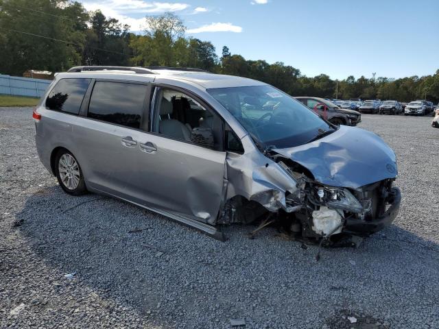 2012 TOYOTA SIENNA XLE