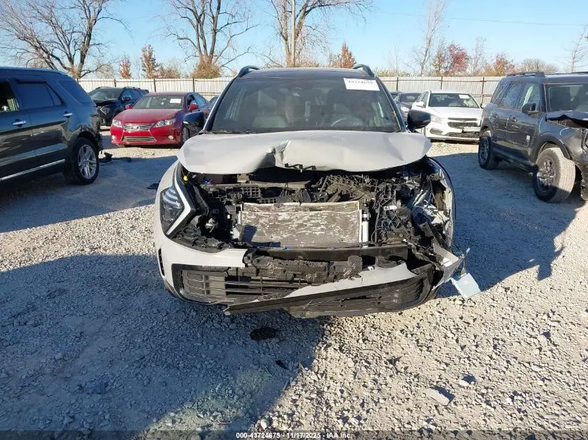 2025 KIA SPORTAGE X-LINE