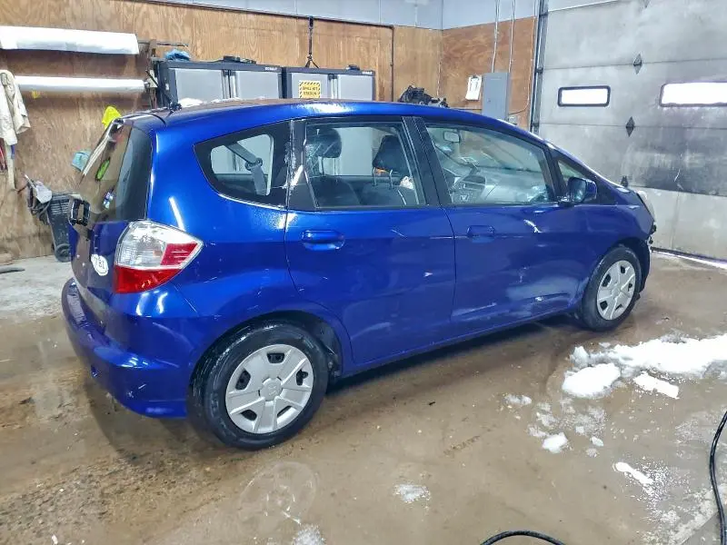 2013 HONDA FIT   