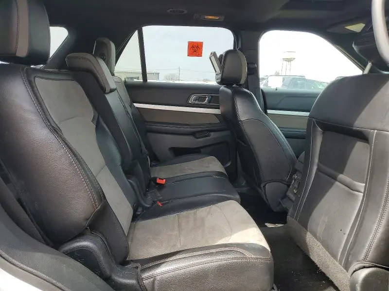 2017 FORD EXPLORER XLT  