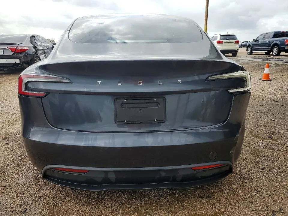 2025 TESLA MODEL 3   