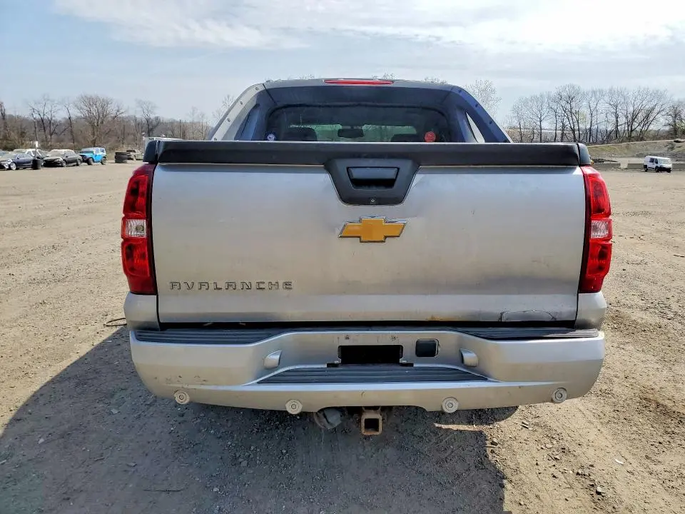 2012 CHEVROLET AVALANCHE LS  