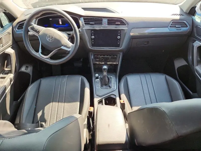 2022 VOLKSWAGEN TIGUAN SE  
