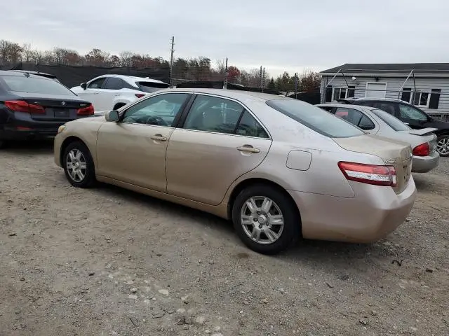 2011 TOYOTA CAMRY BASE  