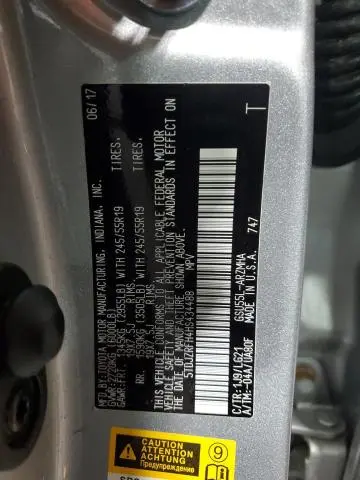 2017 TOYOTA HIGHLANDER SE  