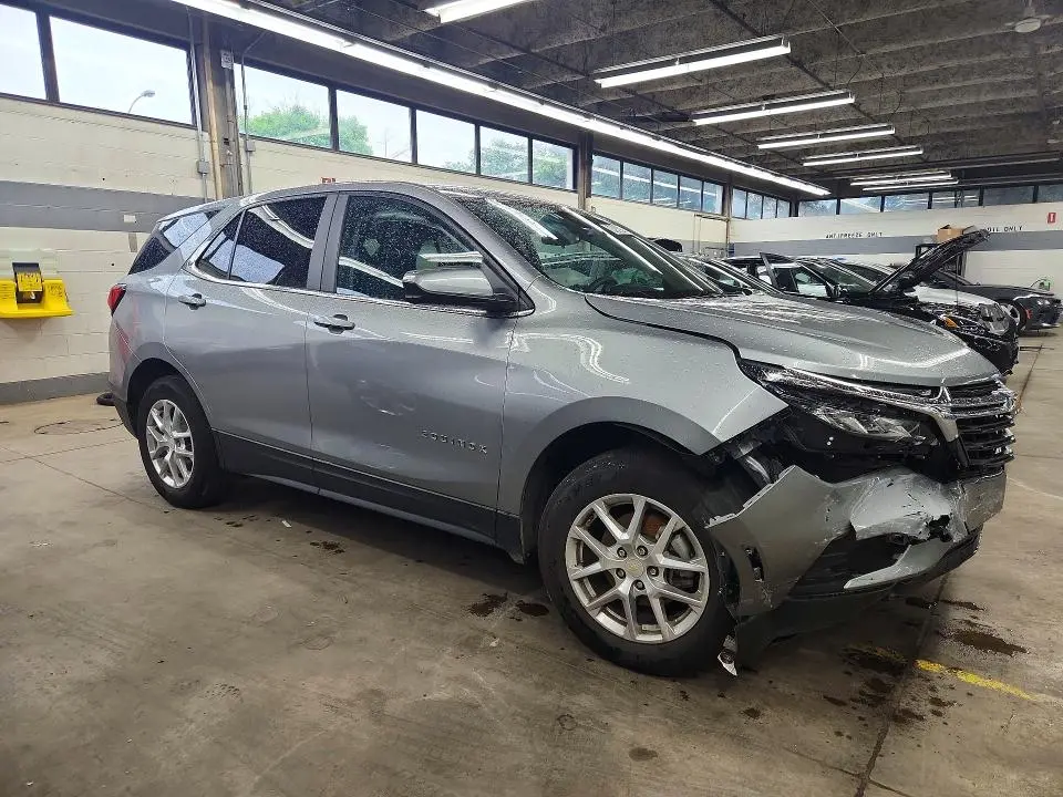 2023 CHEVROLET EQUINOX LT  