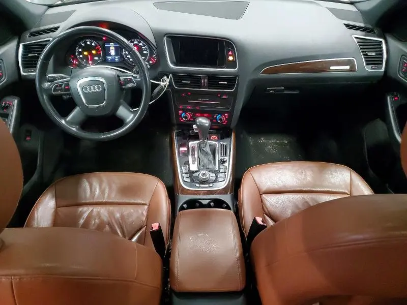 2010 AUDI Q5 PREMIUM PLUS  