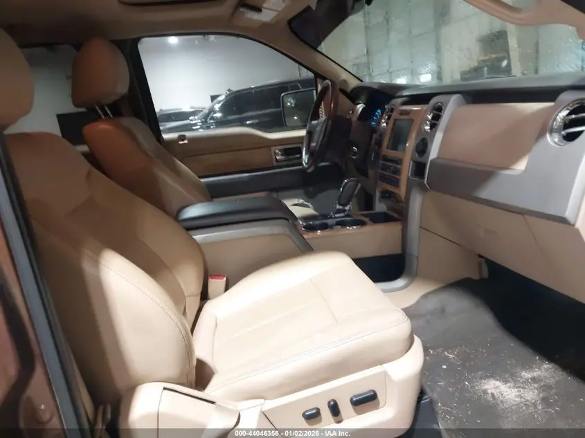 2011 FORD F-150 LARIAT