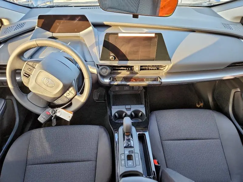 2026 TOYOTA PRIUS LE  