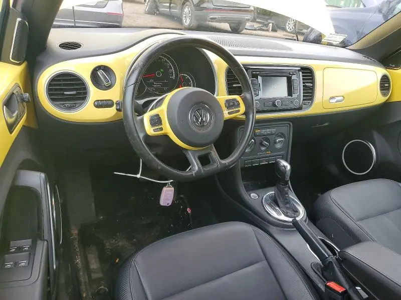 2013 VOLKSWAGEN BEETLE   