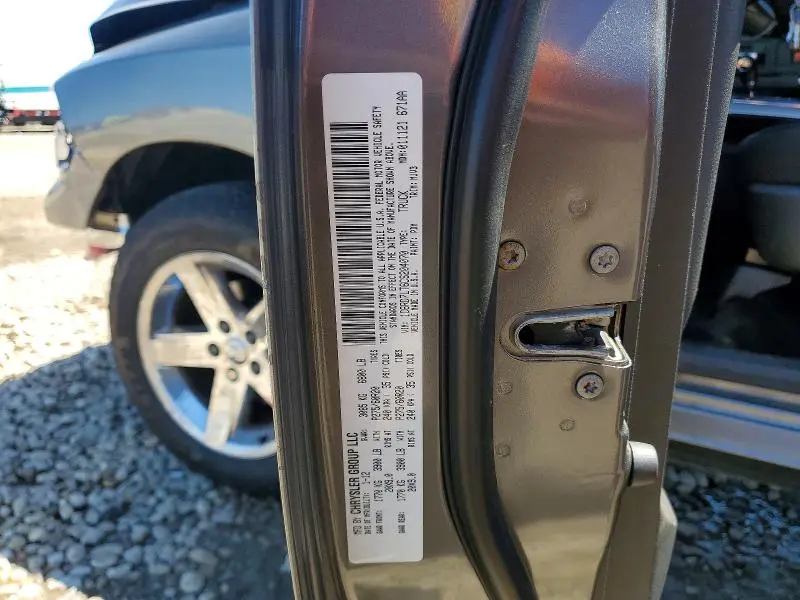 2012 DODGE RAM 1500 SLT  