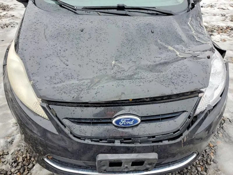 2011 FORD FIESTA SE  