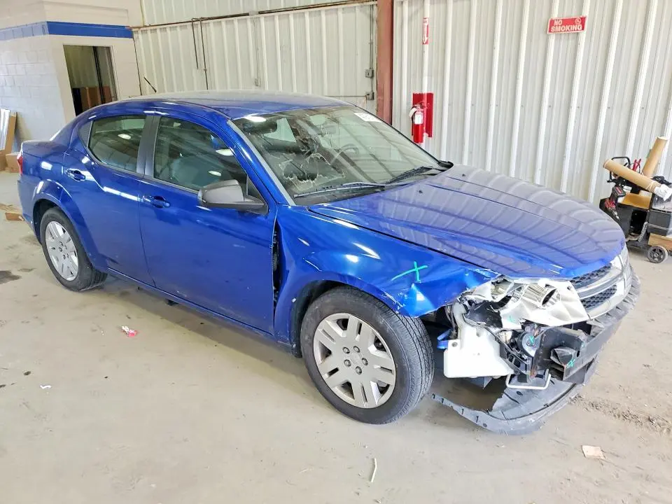 2013 DODGE AVENGER SE  